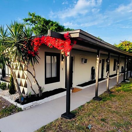 Beach Bungalow By The Sea 4 Cocoa Beach Esterno foto